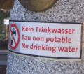 Saas-Fee: Acqua non potabile - Kein Trinkwasser